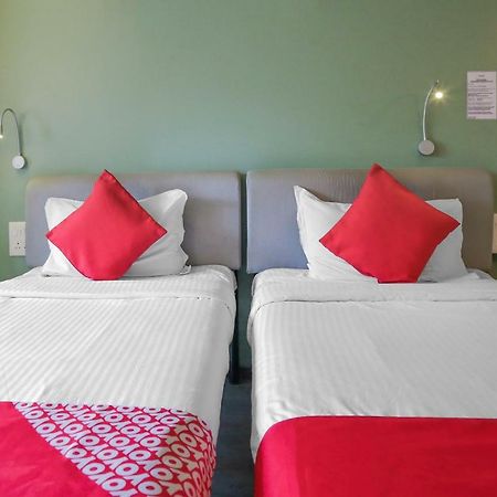 Oyo 6429 Hotel Pearl ปูเน่ ภายนอก รูปภาพ