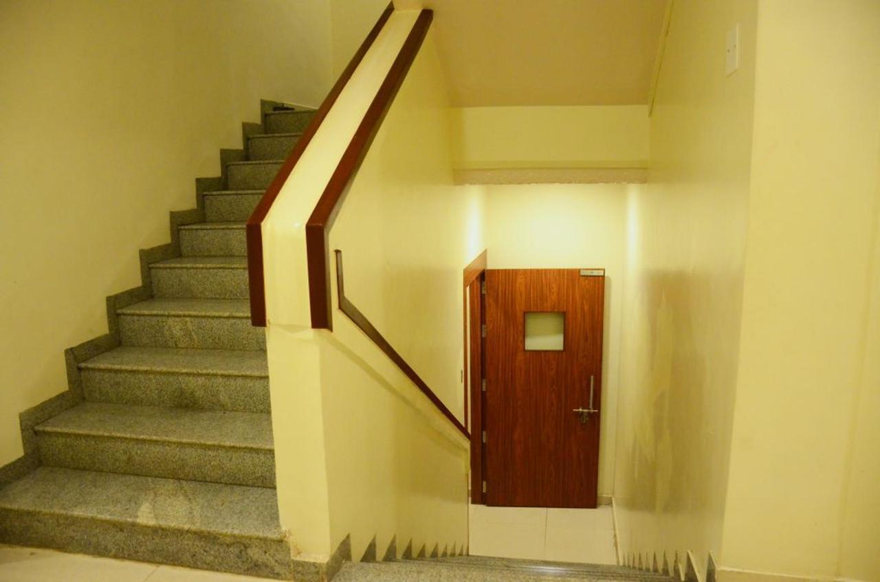 Oyo 6429 Hotel Pearl ปูเน่ ภายนอก รูปภาพ