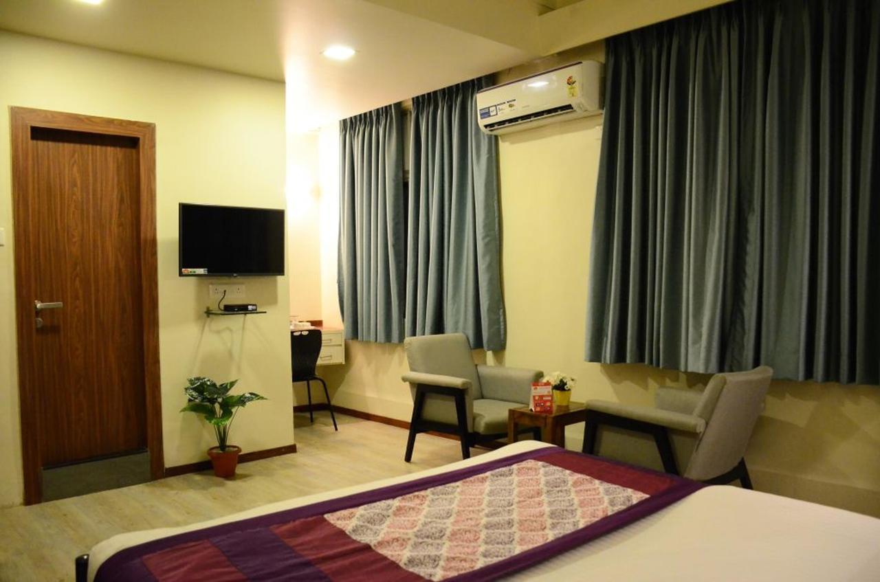 Oyo 6429 Hotel Pearl ปูเน่ ภายนอก รูปภาพ
