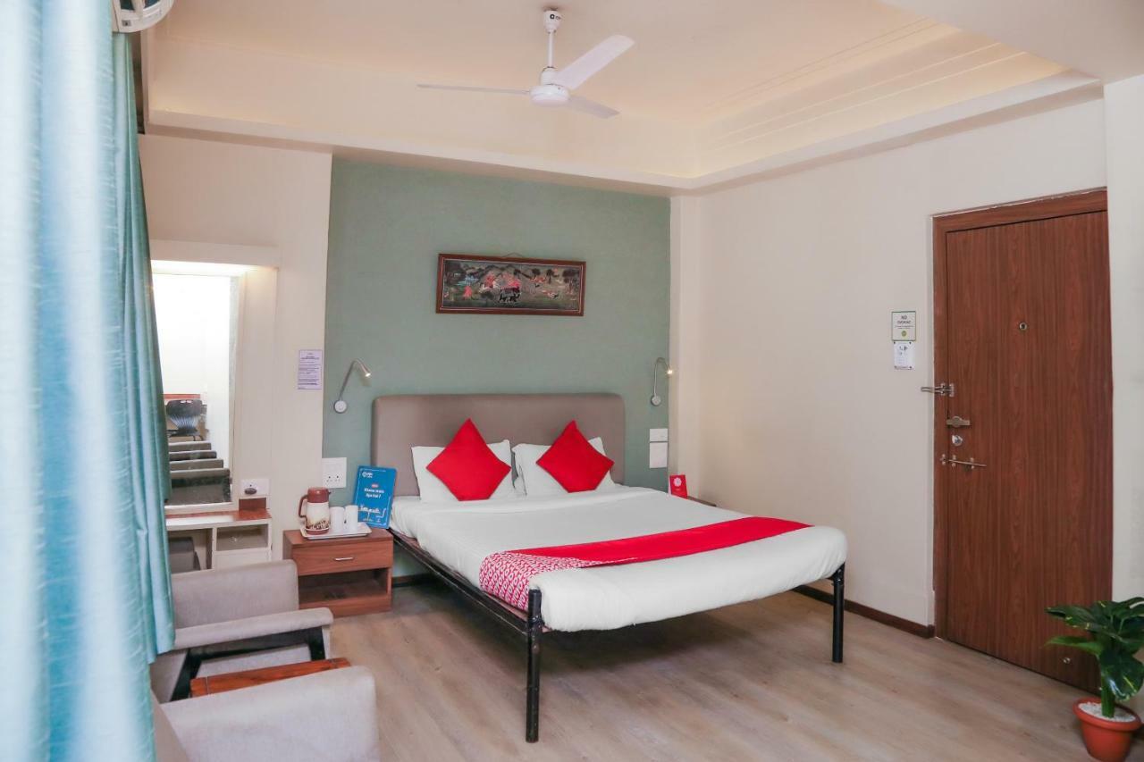 Oyo 6429 Hotel Pearl ปูเน่ ภายนอก รูปภาพ